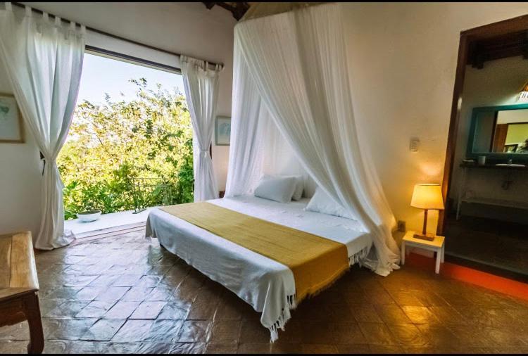 Espelho Bahia Blue House Bed & Breakfast Praia do Espelho Exterior photo